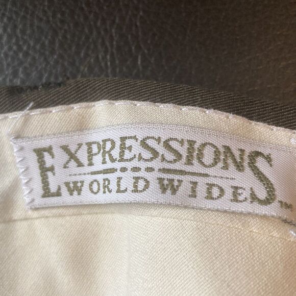 Expressions Worldwide green dress pants, size 32 X 32, good used condition - Picture 7 of 8